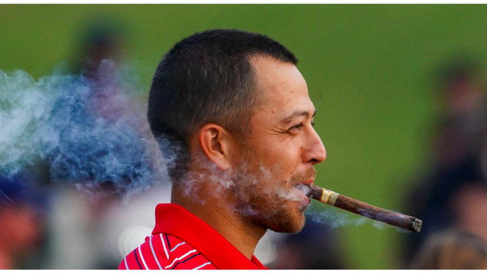 Xander Schauffele makes INSANE up-and-down on Hero World Challenge day one